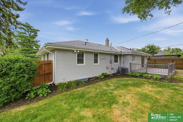 7416 S 28th Street, Bellevue, NE 68147