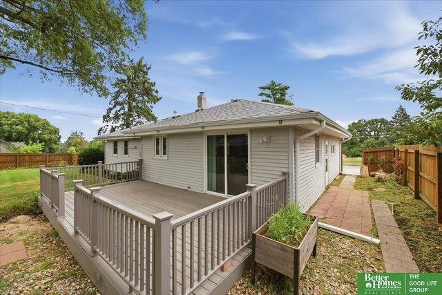 7416 S 28th Street, Bellevue, NE 68147