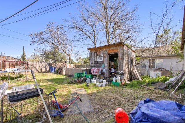 3932 Branch St, Sacramento, CA 95838