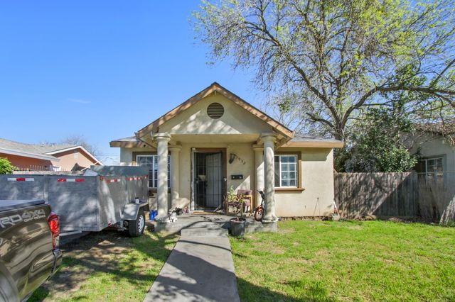 3932 Branch St, Sacramento, CA 95838