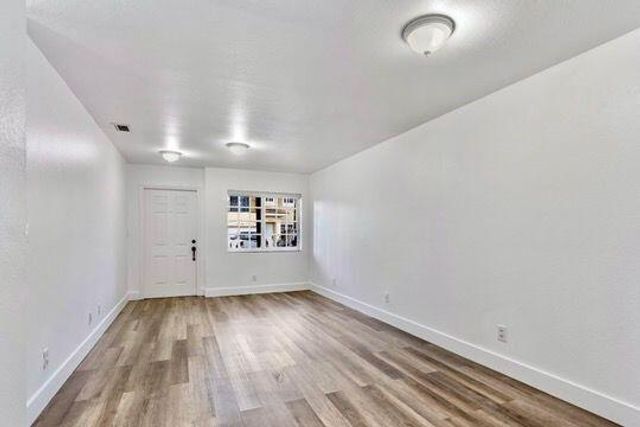 330 SW 2nd Avenue 14, Hallandale Beach, FL 33009