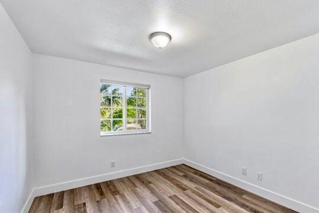 330 SW 2nd Avenue 14, Hallandale Beach, FL 33009