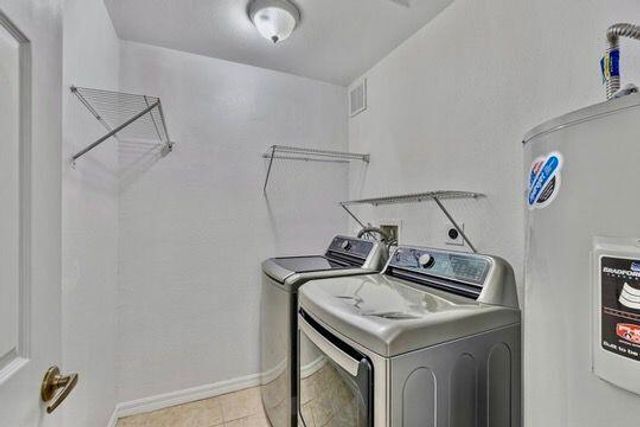 330 SW 2nd Avenue 14, Hallandale Beach, FL 33009