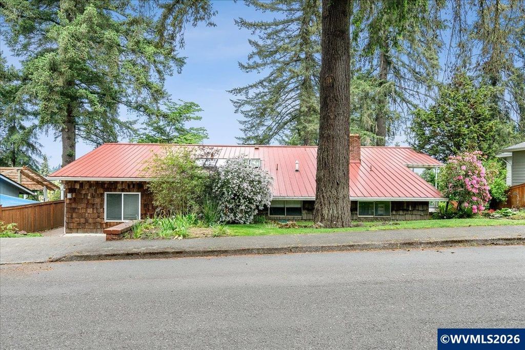 235 Kevin Wy SE, Salem, OR 97306