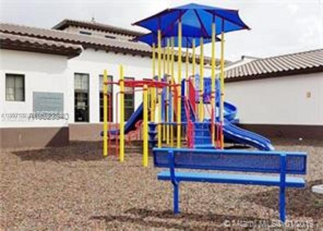 17000 SW 90th Ter 0, Miami, FL 33196