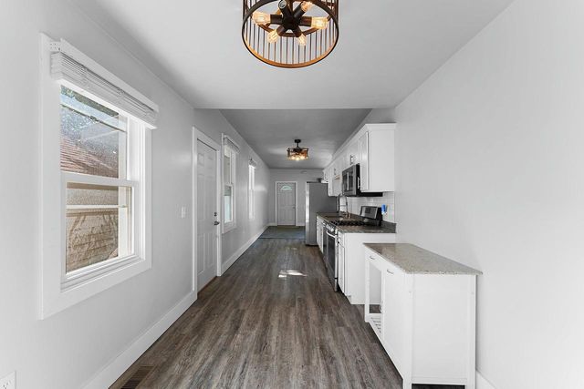 1571 CHARLES STREET, Green Bay, WI 54302