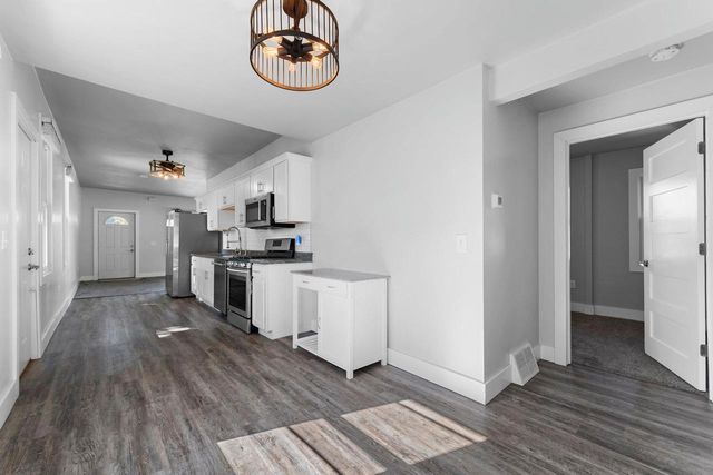 1571 CHARLES STREET, Green Bay, WI 54302
