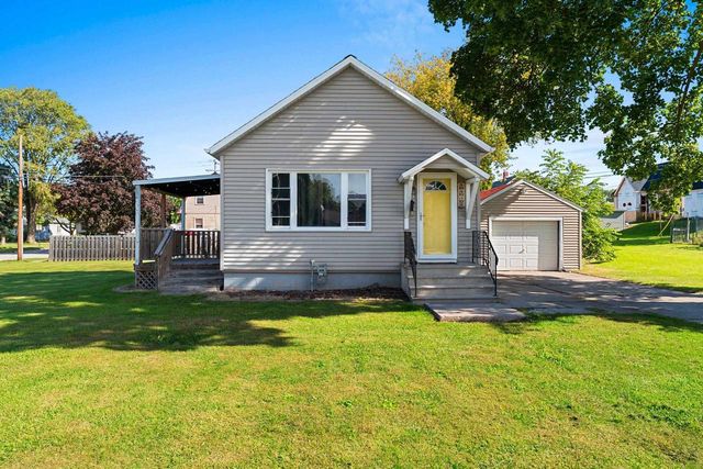 1571 CHARLES STREET, Green Bay, WI 54302