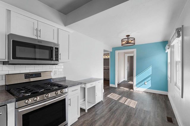 1571 CHARLES STREET, Green Bay, WI 54302