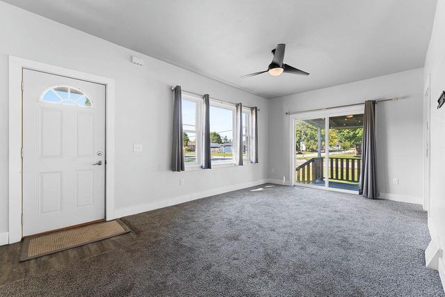 1571 CHARLES STREET, Green Bay, WI 54302