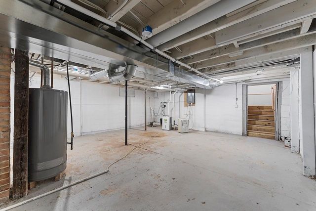 1571 CHARLES STREET, Green Bay, WI 54302