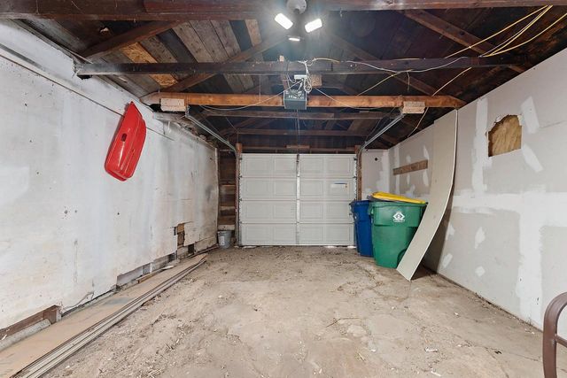 1571 CHARLES STREET, Green Bay, WI 54302