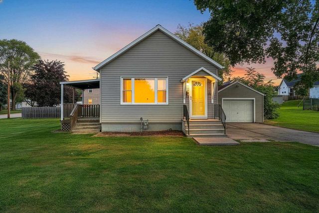 1571 CHARLES STREET, Green Bay, WI 54302
