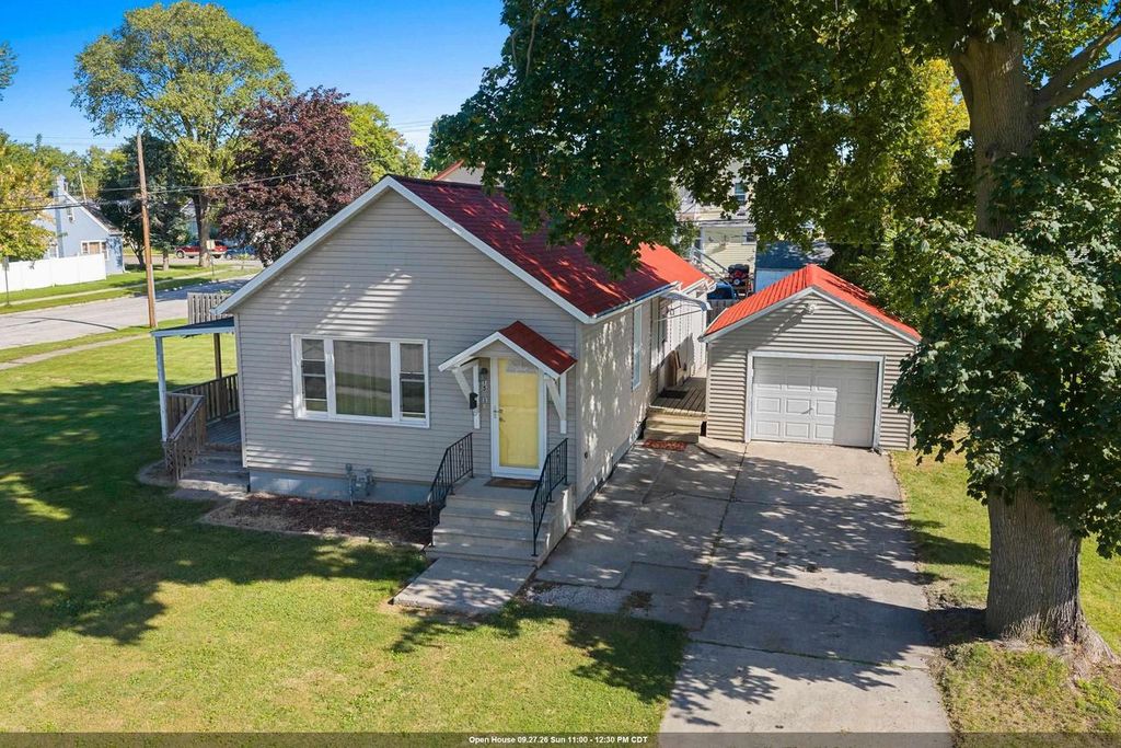 1571 CHARLES STREET, Green Bay, WI 54302