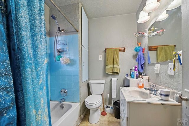 1108 E 3rd St, Pueblo, CO 81001