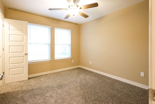 62 Nelson Court, Jones Creek, TX 77541