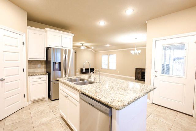 62 Nelson Court, Jones Creek, TX 77541