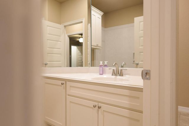 62 Nelson Court, Jones Creek, TX 77541