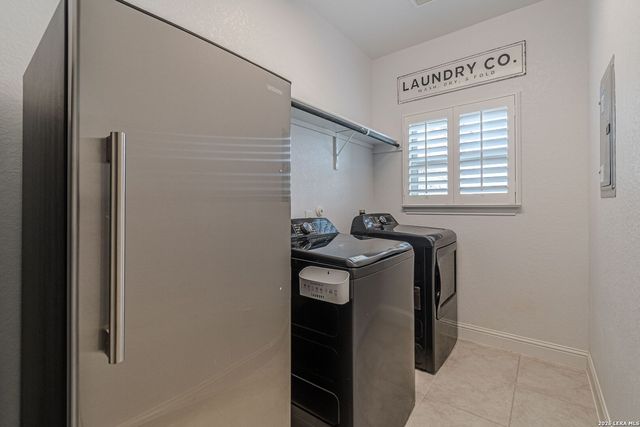 5302 Guston Hall, San Antonio, TX 78263