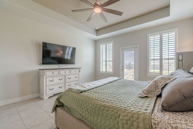 5302 Guston Hall, San Antonio, TX 78263