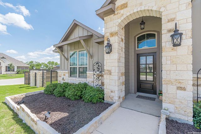 5302 Guston Hall, San Antonio, TX 78263