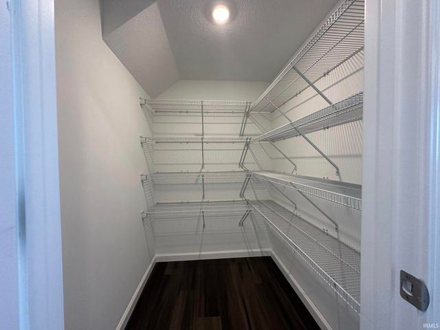 4701 Heathermoor Lane, New Haven, IN 46774