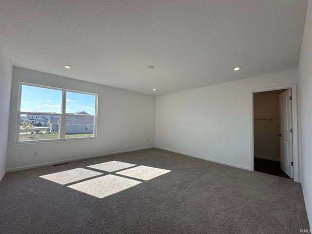 4701 Heathermoor Lane, New Haven, IN 46774