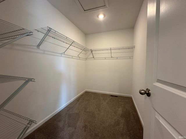 4701 Heathermoor Lane, New Haven, IN 46774