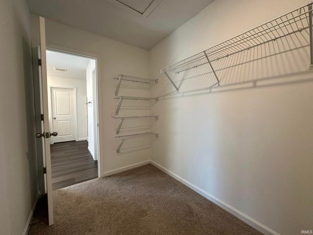 4701 Heathermoor Lane, New Haven, IN 46774