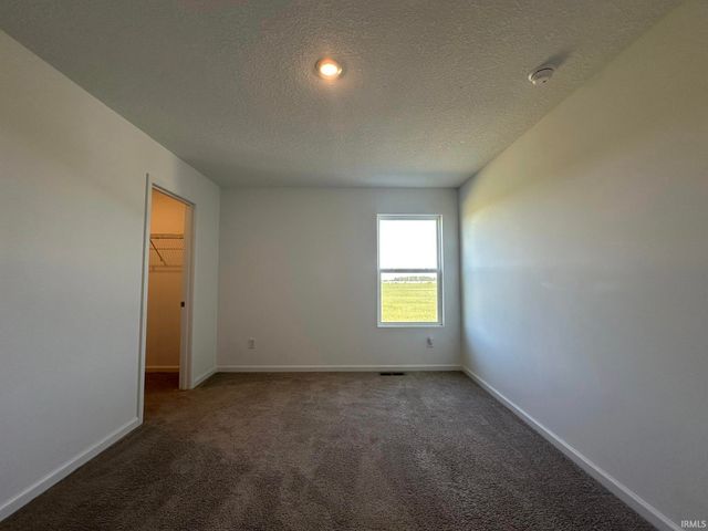 4701 Heathermoor Lane, New Haven, IN 46774