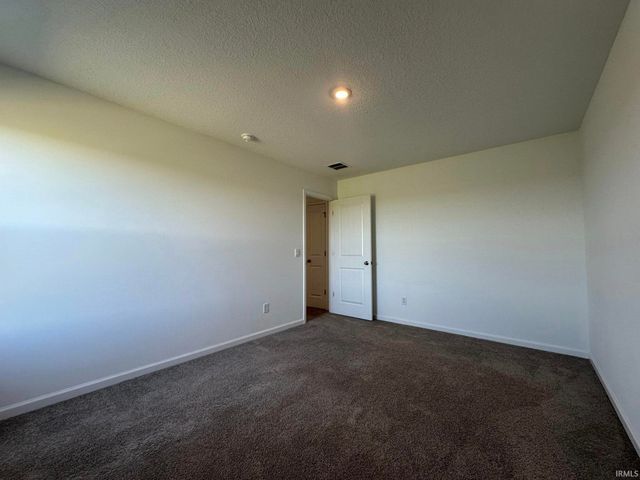 4701 Heathermoor Lane, New Haven, IN 46774