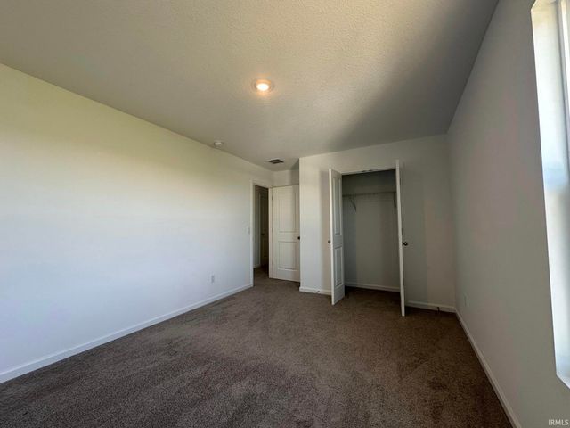 4701 Heathermoor Lane, New Haven, IN 46774