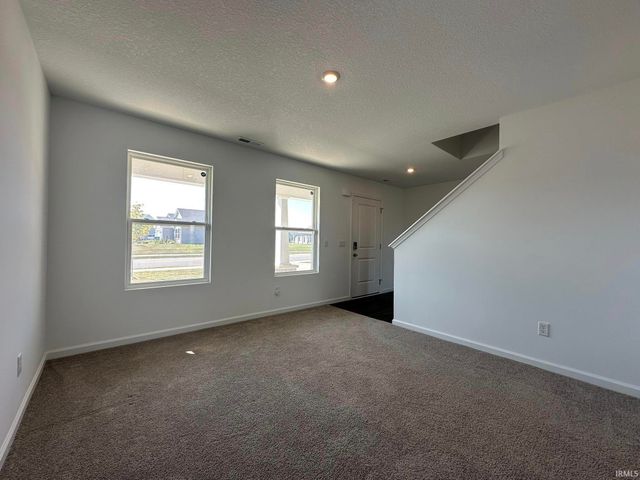 4701 Heathermoor Lane, New Haven, IN 46774