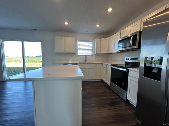 4701 Heathermoor Lane, New Haven, IN 46774