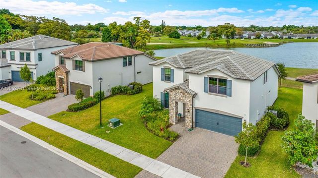 7700 NW 84th Lane, Tamarac, FL 33321