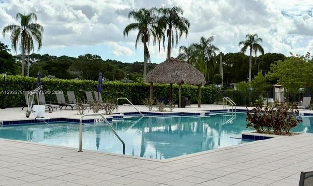 7700 NW 84th Lane, Tamarac, FL 33321