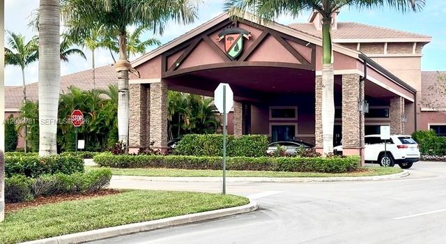7700 NW 84th Lane, Tamarac, FL 33321