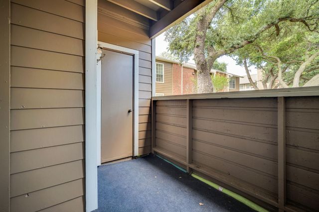 3607 W Northgate Drive 114, Irving, TX 75062