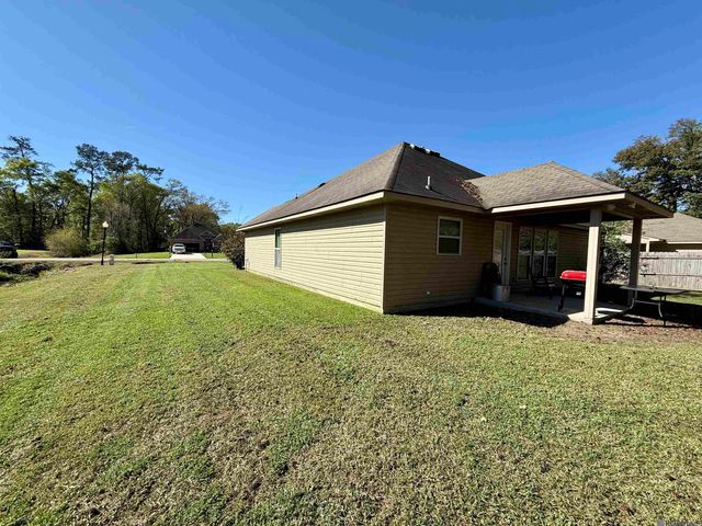 42141 Broadwalk Ave, Hammond, LA 70403