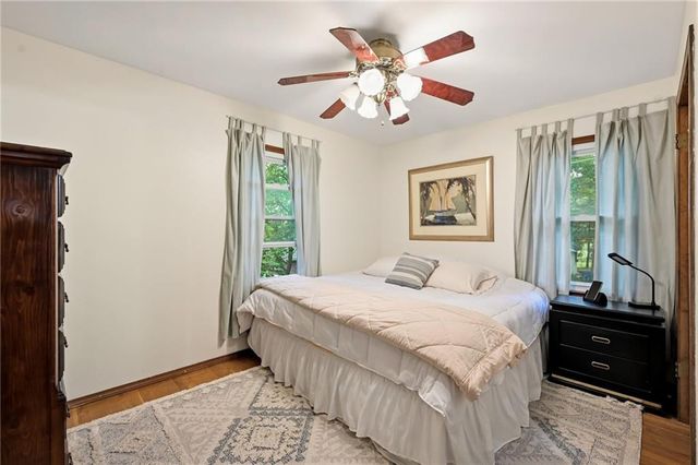 12709 E Silver Lane, Sugar Creek, MO 64050