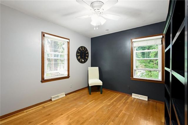 12709 E Silver Lane, Sugar Creek, MO 64050