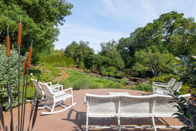 900 W Agua Caliente Rd, Sonoma, CA 95476