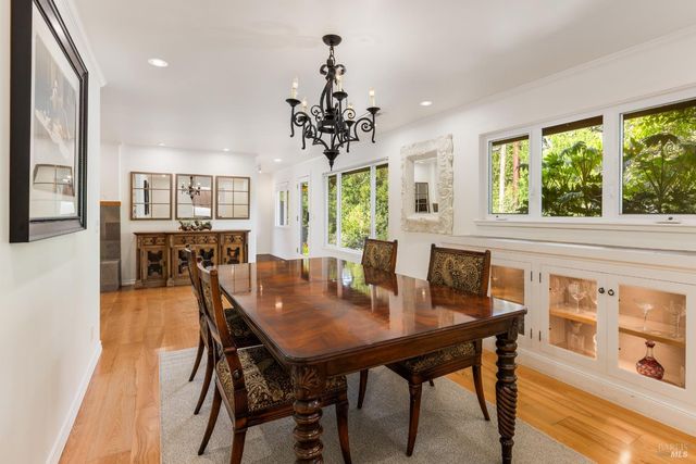 900 W Agua Caliente Rd, Sonoma, CA 95476