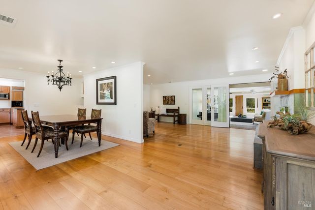 900 W Agua Caliente Rd, Sonoma, CA 95476