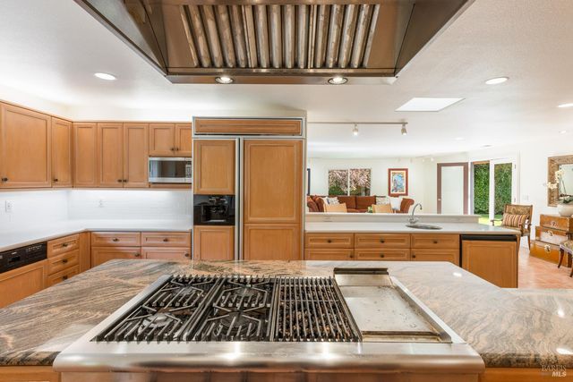 900 W Agua Caliente Rd, Sonoma, CA 95476