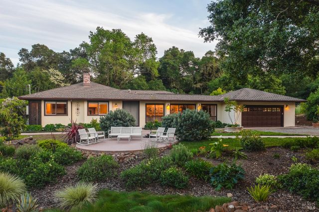 900 W Agua Caliente Rd, Sonoma, CA 95476