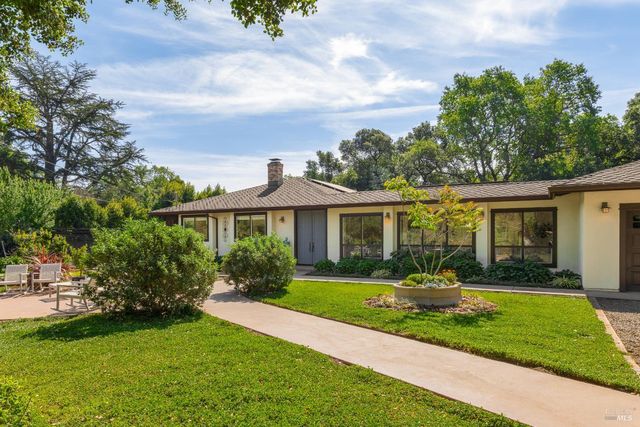 900 W Agua Caliente Rd, Sonoma, CA 95476