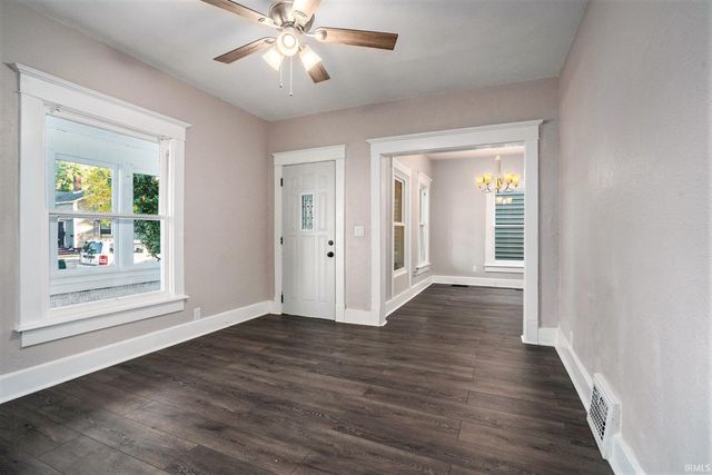 131 E 6Th Street, Mishawaka, IN 46544