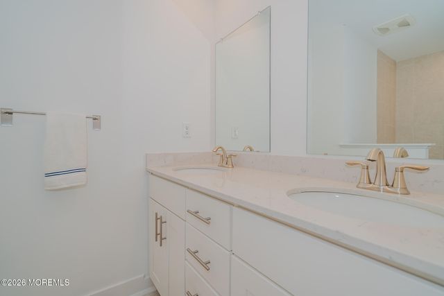 53 Mariveles Way, Tinton Falls, NJ 07724