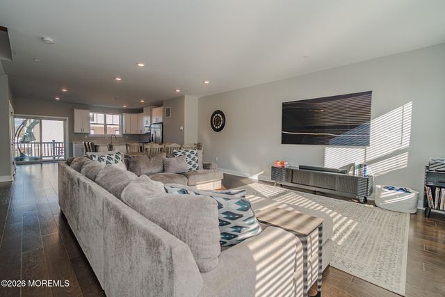 53 Mariveles Way, Tinton Falls, NJ 07724